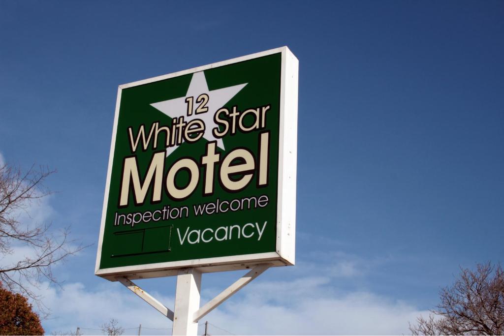12 White Star Motel Timaru Bagian luar foto