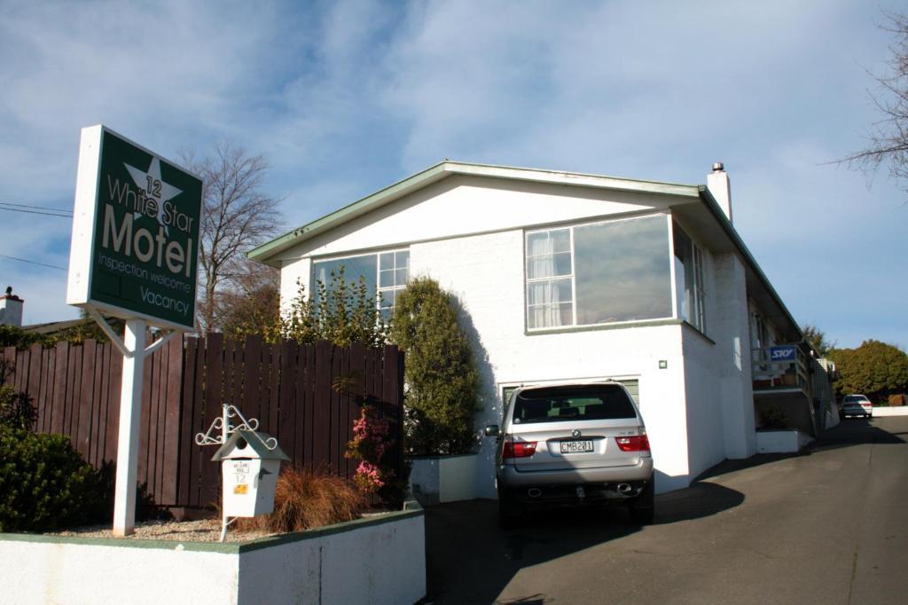 12 White Star Motel Timaru Bagian luar foto